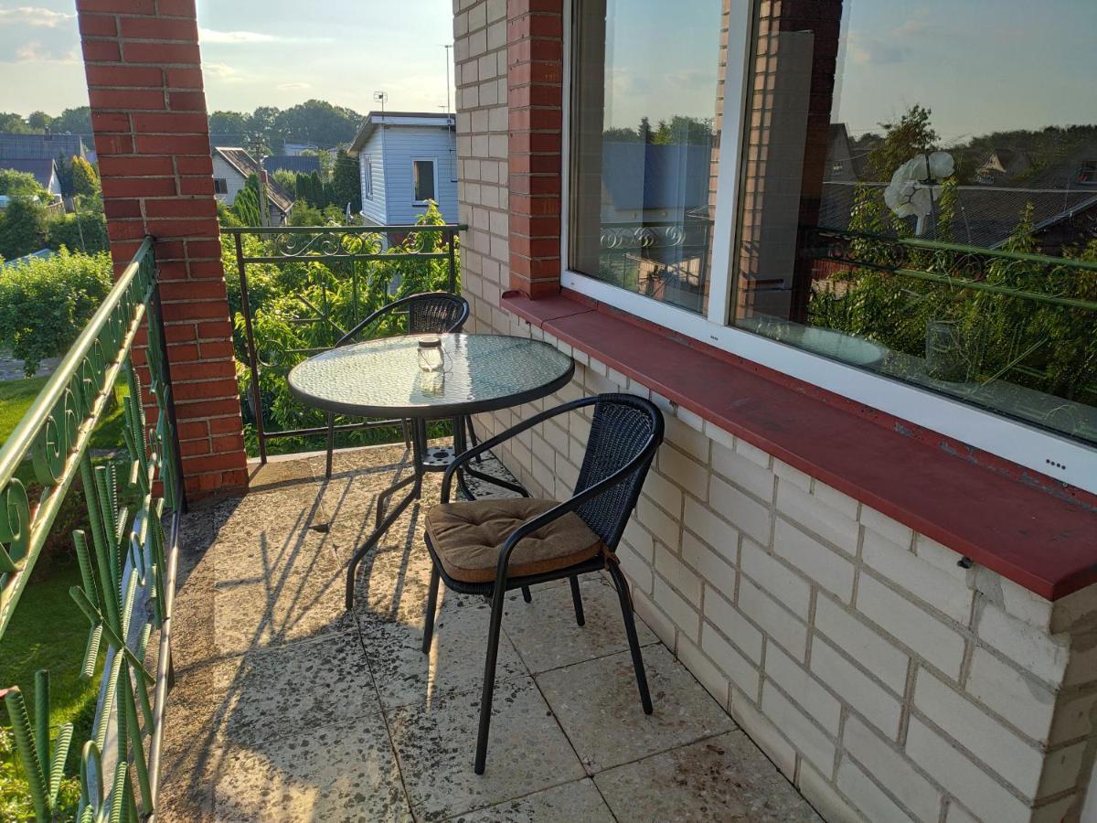 Spacious & Cozy Apartment With Forest View Zapyskis Buitenkant foto