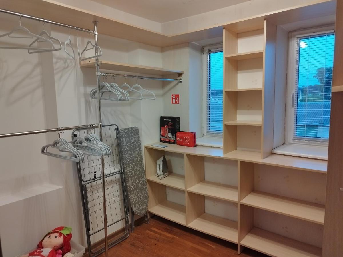 Spacious & Cozy Apartment With Forest View Zapyskis Buitenkant foto